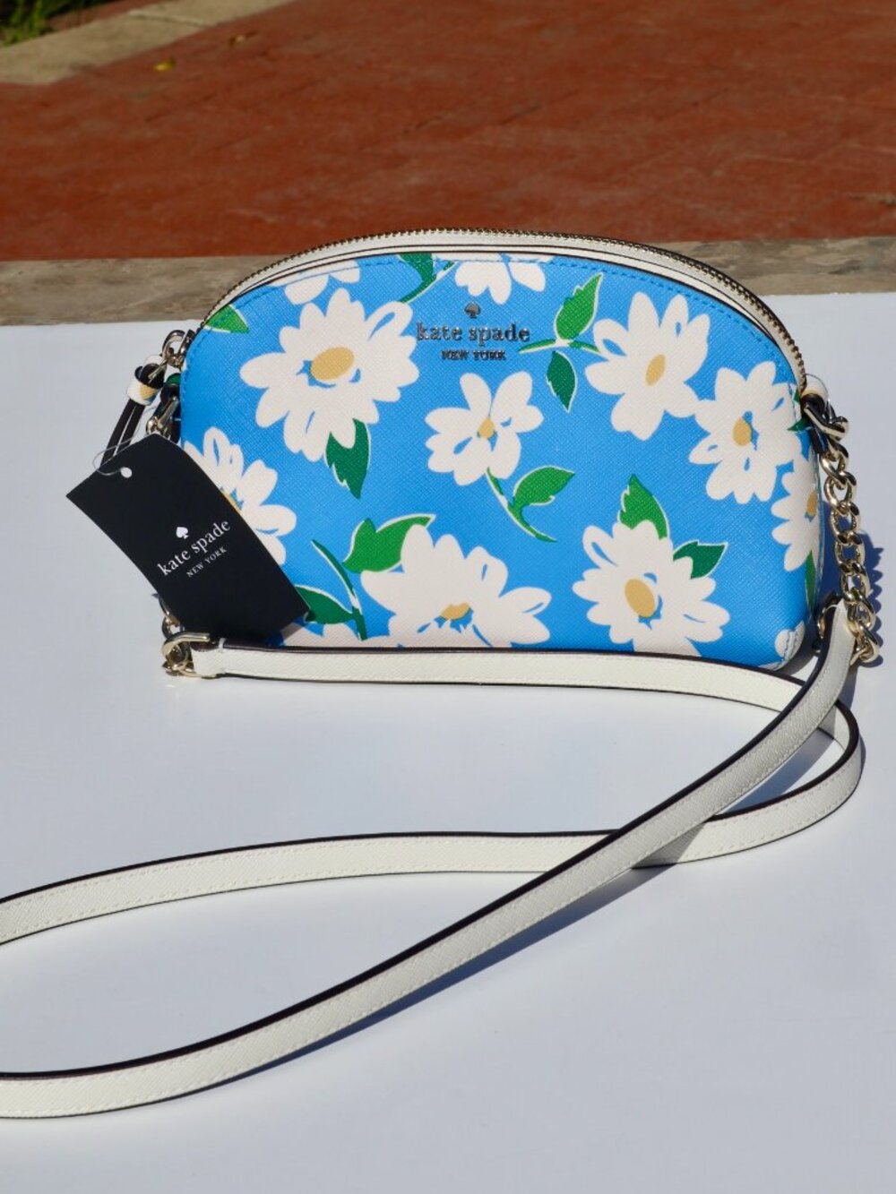 NWT Kate Spade Cameron Charming Daisy Hilli Crossbody Purse